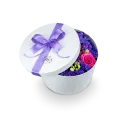 Box fialových květin